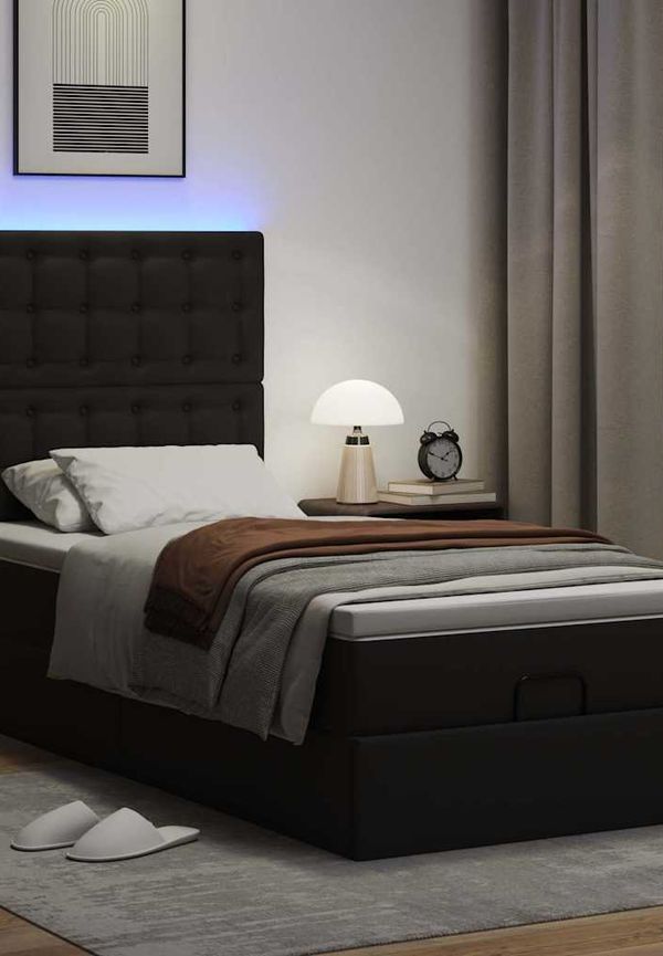 Svart vidaXL-säng i fin modell.
