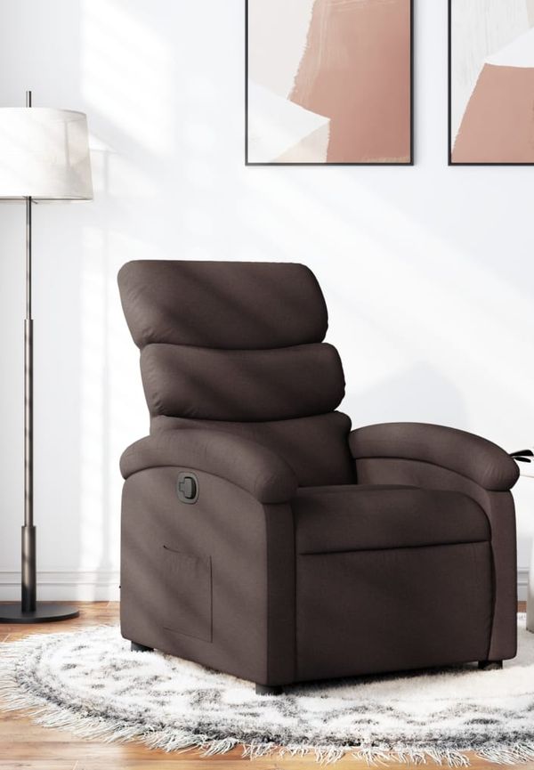 Skön Fåtölj som passar bra vid många olika tillfällen.