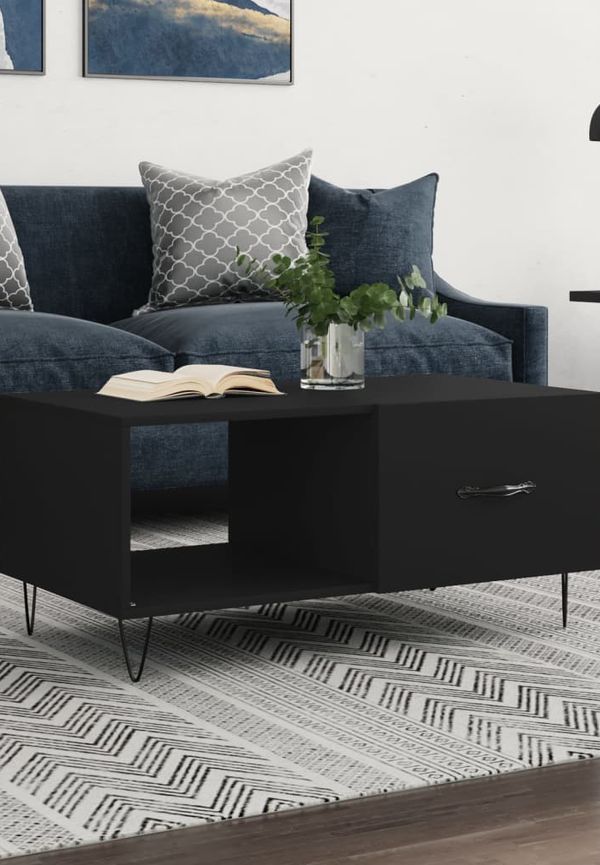 Svart järnbord som passar perfekt till sommaren 2025!