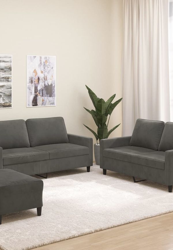 Moderiktig Soffa som passar bra vid många olika tillfällen.