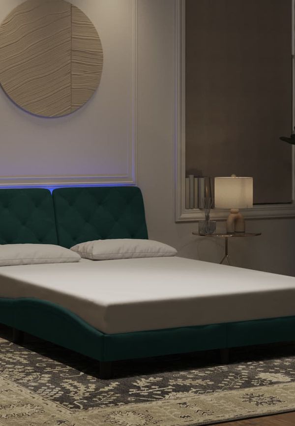 Grön vidaXL-säng i skön modell.