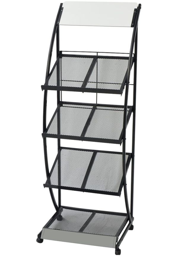 Svart skåp som passar perfekt till sommaren 2025!