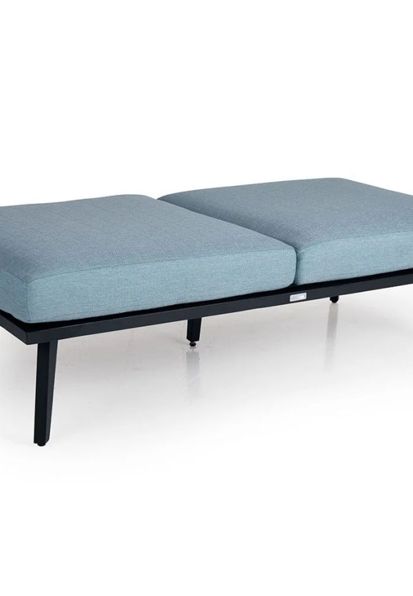 Aluminiumloungegrupp som passar perfekt till sommaren 2025!