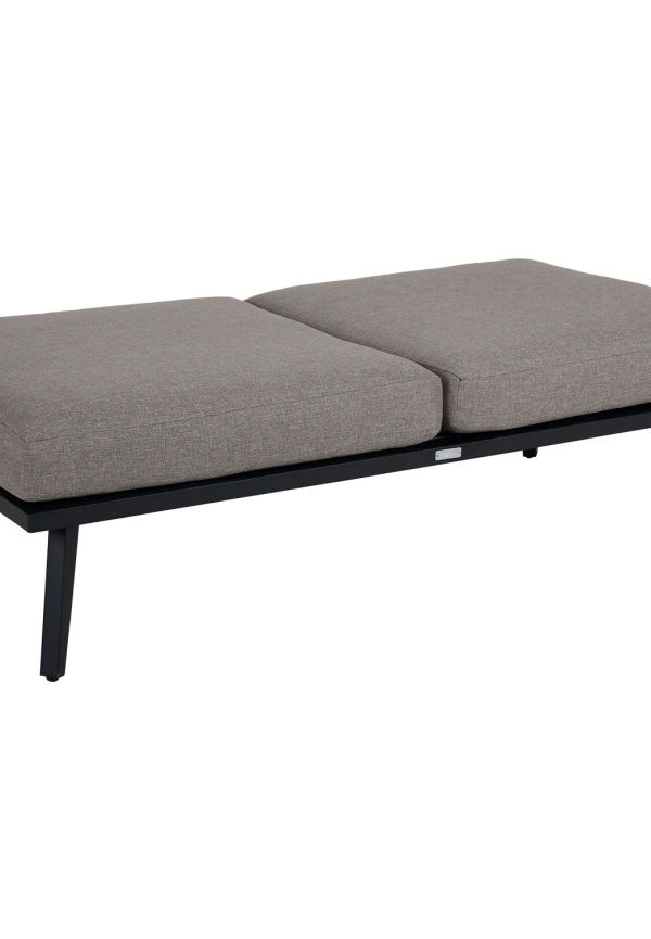 Aluminiumloungegrupp som passar perfekt till sommaren 2025!