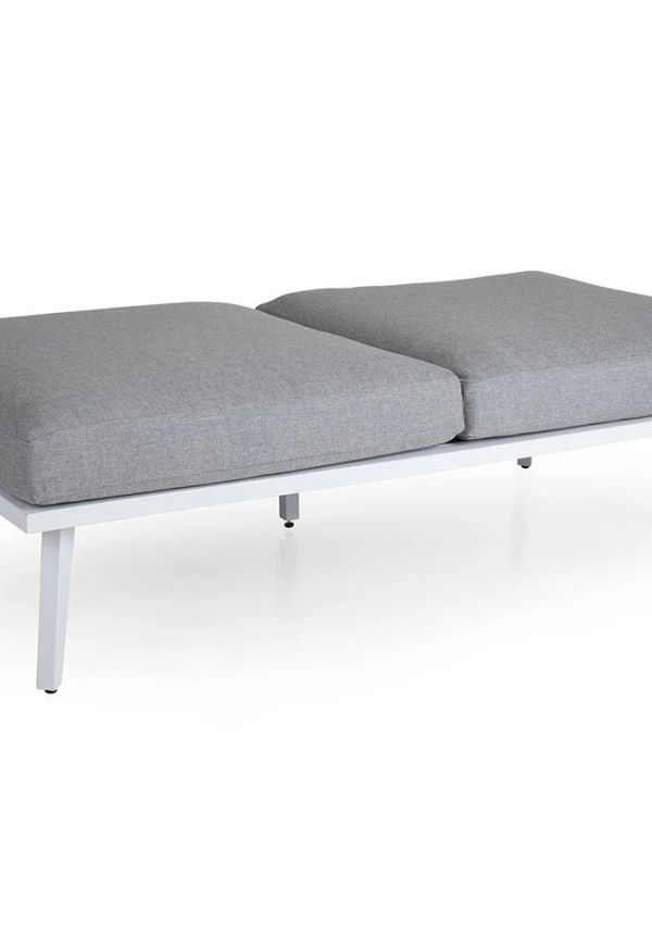 Ikonisk aluminiumloungegrupp 2025 från Brafab.