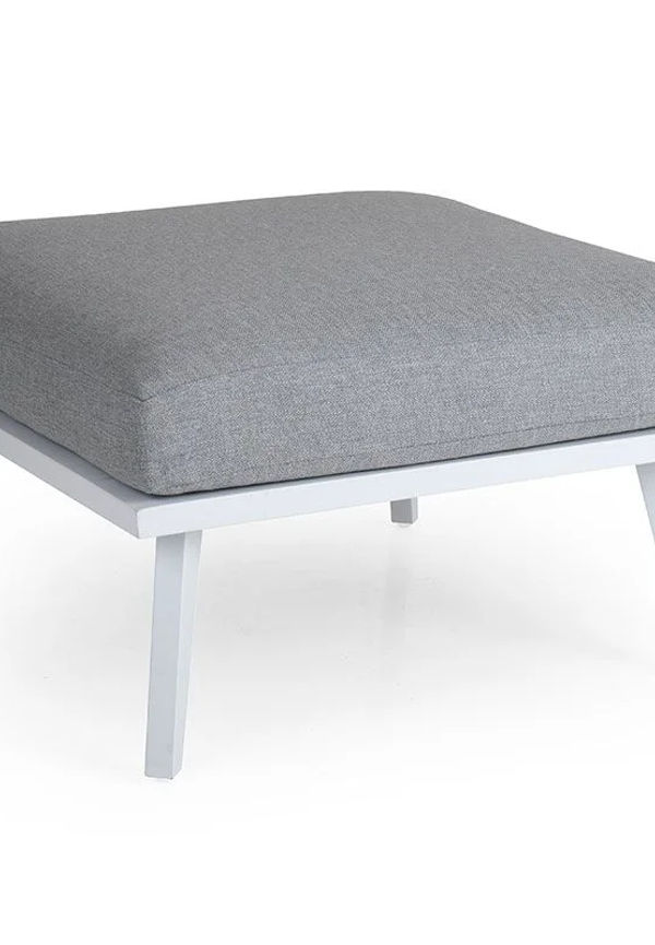 Aluminiumloungegrupp som passar perfekt till sommaren 2025!