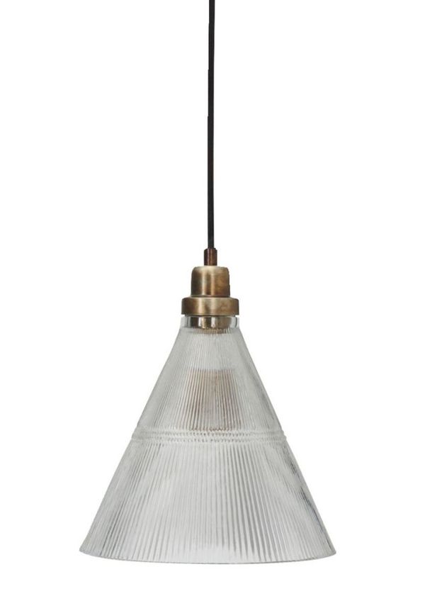 Stilriktig taklampa 2025 från House Doctor.