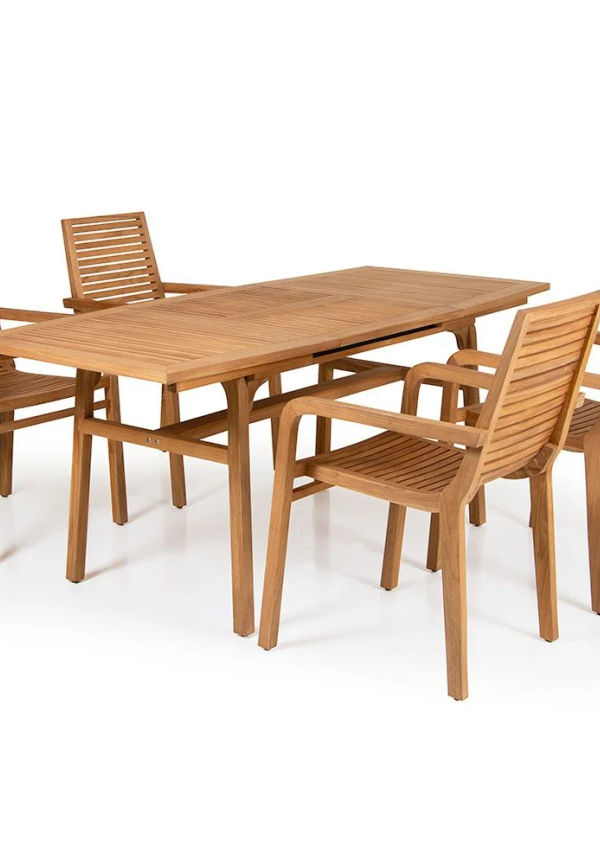 Skön bord som passar bra vid många olika tillfällen.