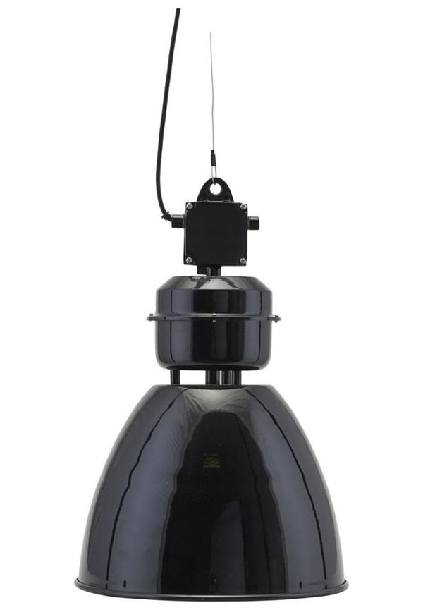 Fantastiskt fin taklampa i järn från House Doctor.