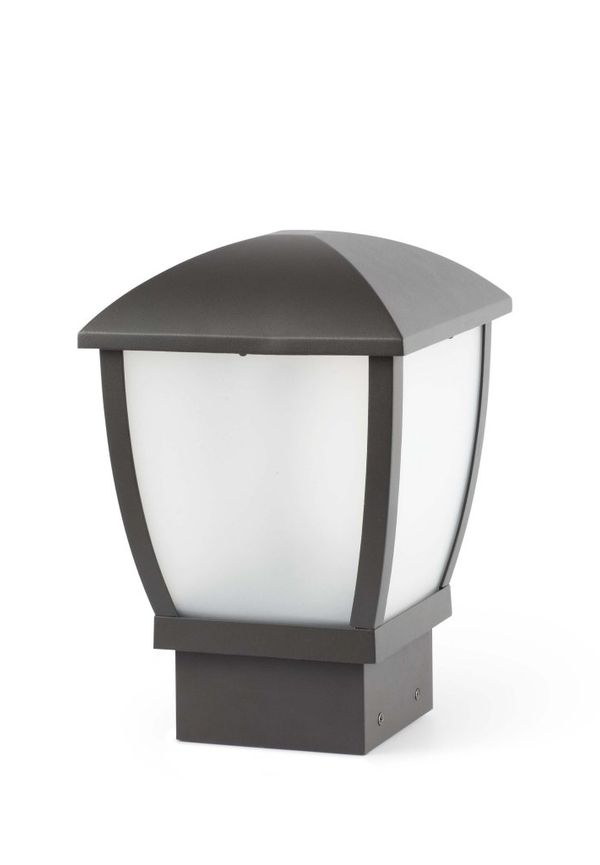 Härlig lampa 2025 från Faro Barcelona.