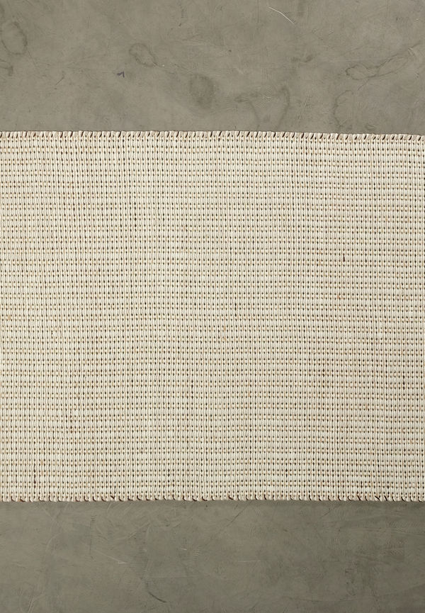 Elegant beige matta 2025 från Woven Works.
