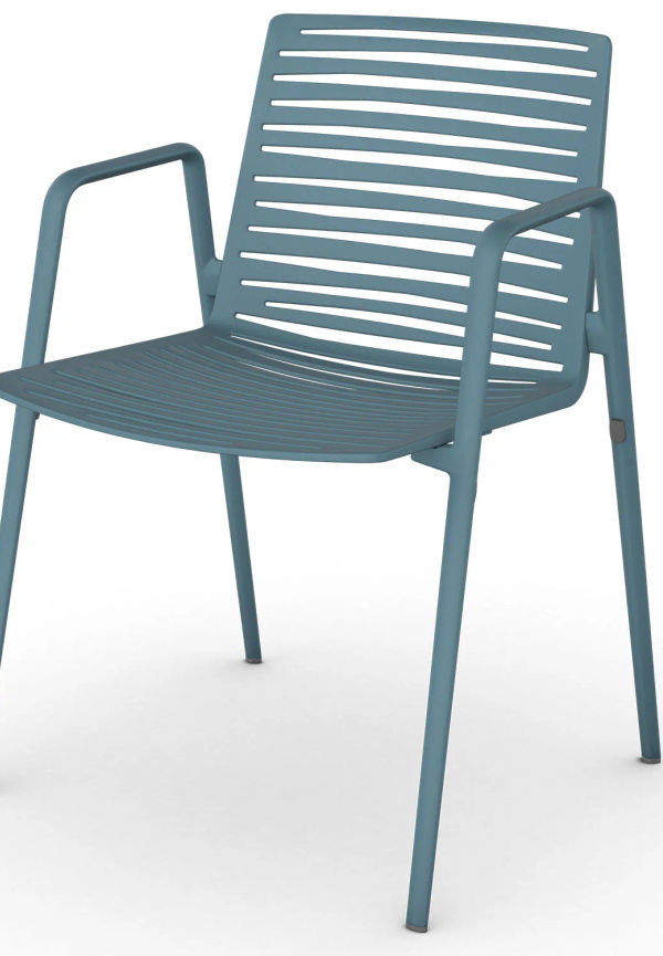 Snygg karmstol i aluminium från Fast Design.