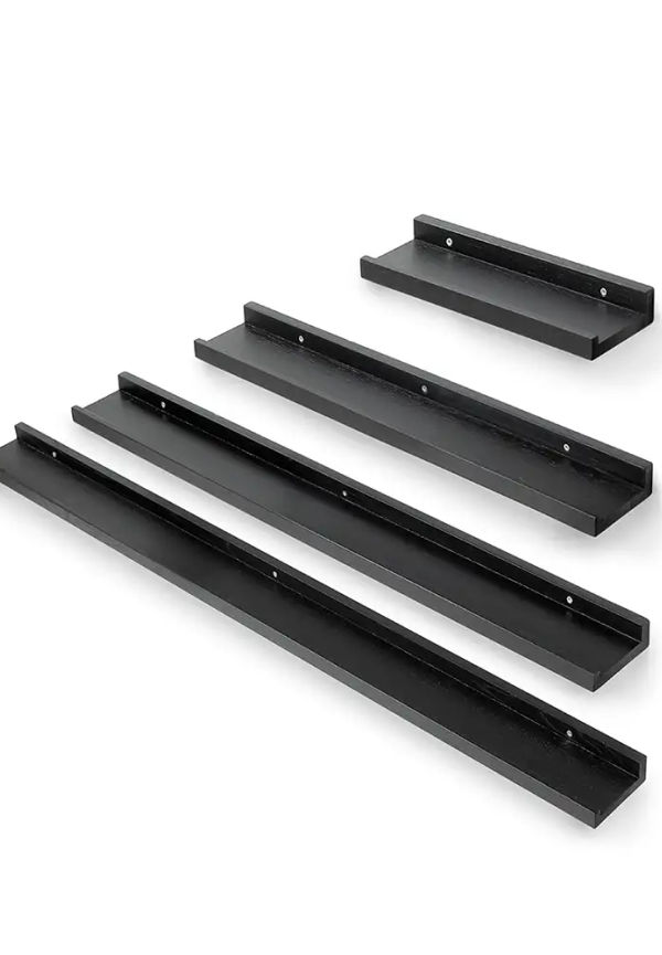 Fantastiskt snygg ekmöbel 2025 från Torkelson.