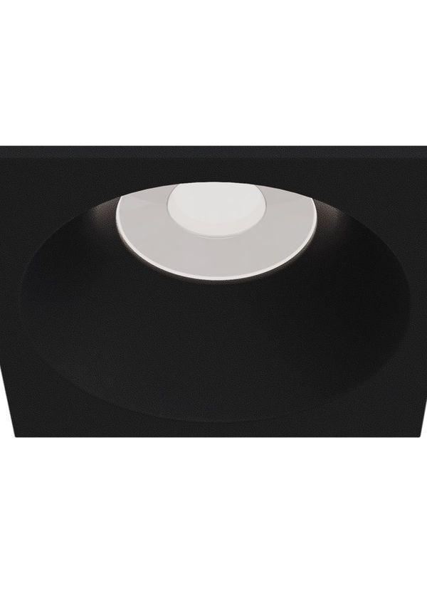 Riktigt snygg lampa 2025 från Maytoni.