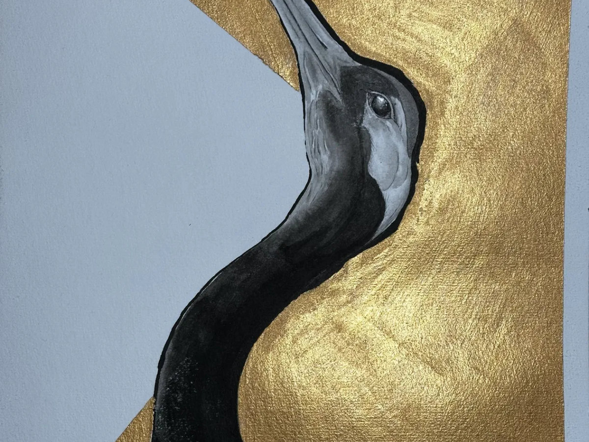 Ink rendering of a red-crowned crane in a curved, introspective posture against gold.