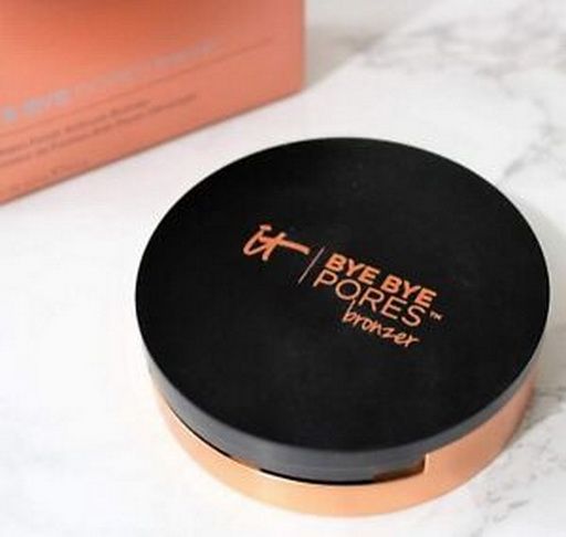Dhifaf - It Cosmetics Bye Bye Pores Bronzer Powder