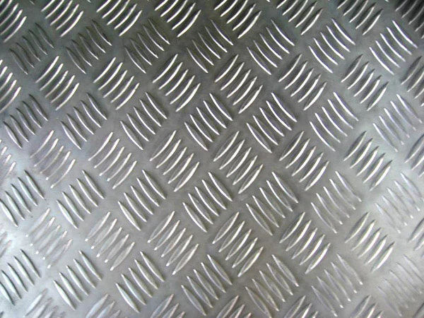 Aluminium Alloy 3105 Chequered Plate supplier in Dubai