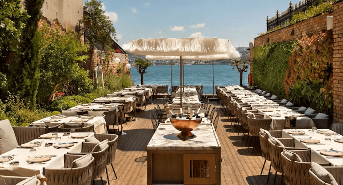 Azur Restoran