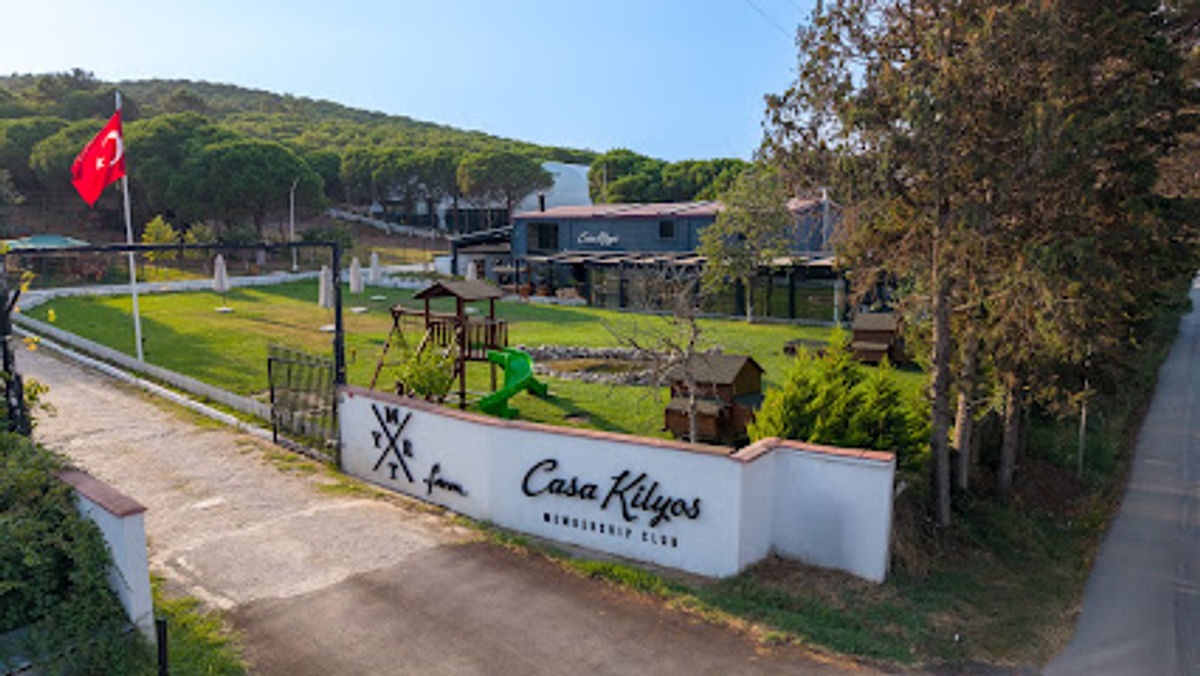 Casa Kilyos Padel Club