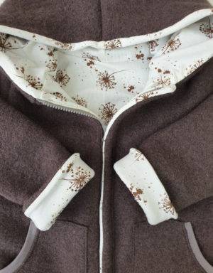 Walkjacke taupe, weiß mit Pusteblume