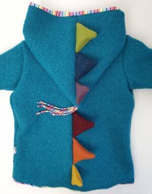 Deine Wunschjacke aus Walk mit Dinostacheln