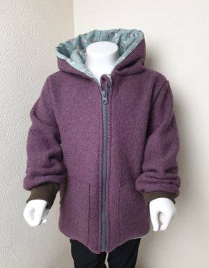 Walkjacke mauve, grün-grau mit Federn