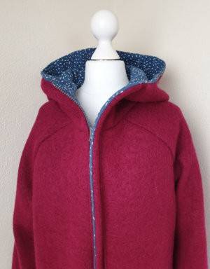 Damenjacke aus Walk beere, Jersey blau mit Strichen (gerade)