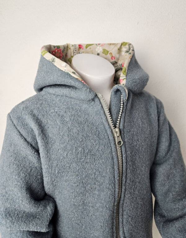 Walkjacke mintgrün, Jersey beige mit Blumen und Blättern