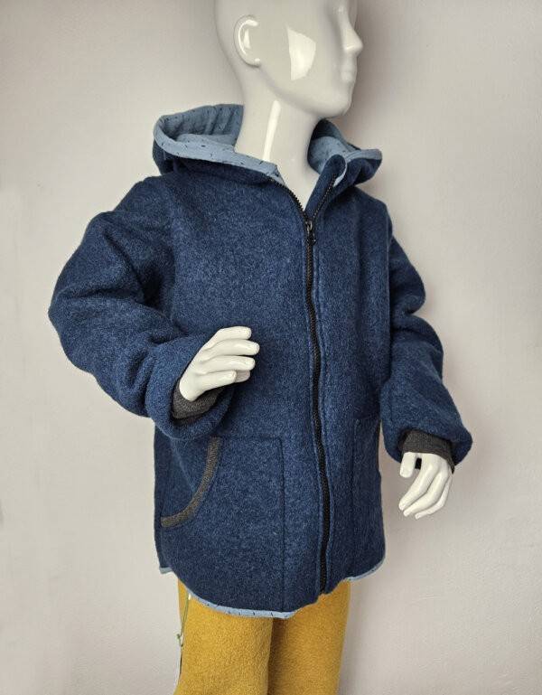 Walkjacke jeansblau, Musselin blau mit Strichen