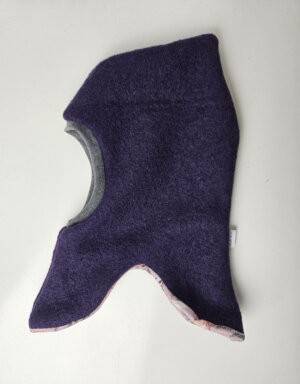 Schlupfmütze aus Walk aubergine