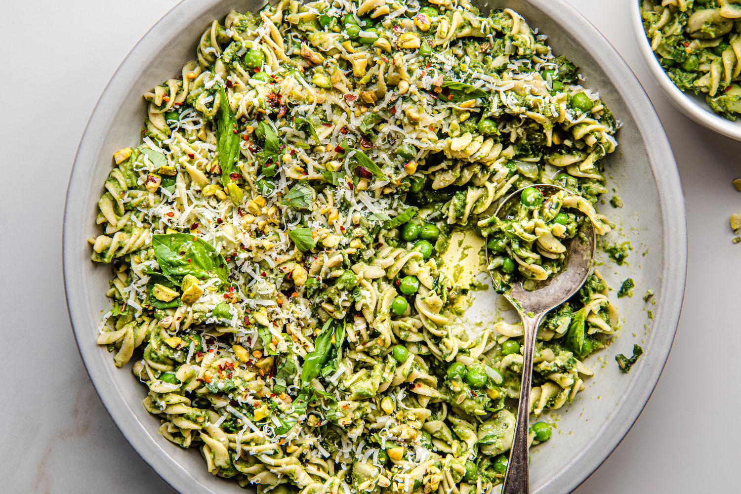 Spinach, Pea and Broad Bean Pasta with Fennel and Pistachio