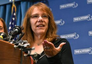 Mavis Wanczyk Mavis Wanczyk Powerball Vinder