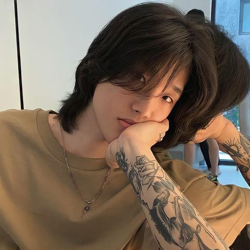 Straight Hair Wolf Cut Men 
