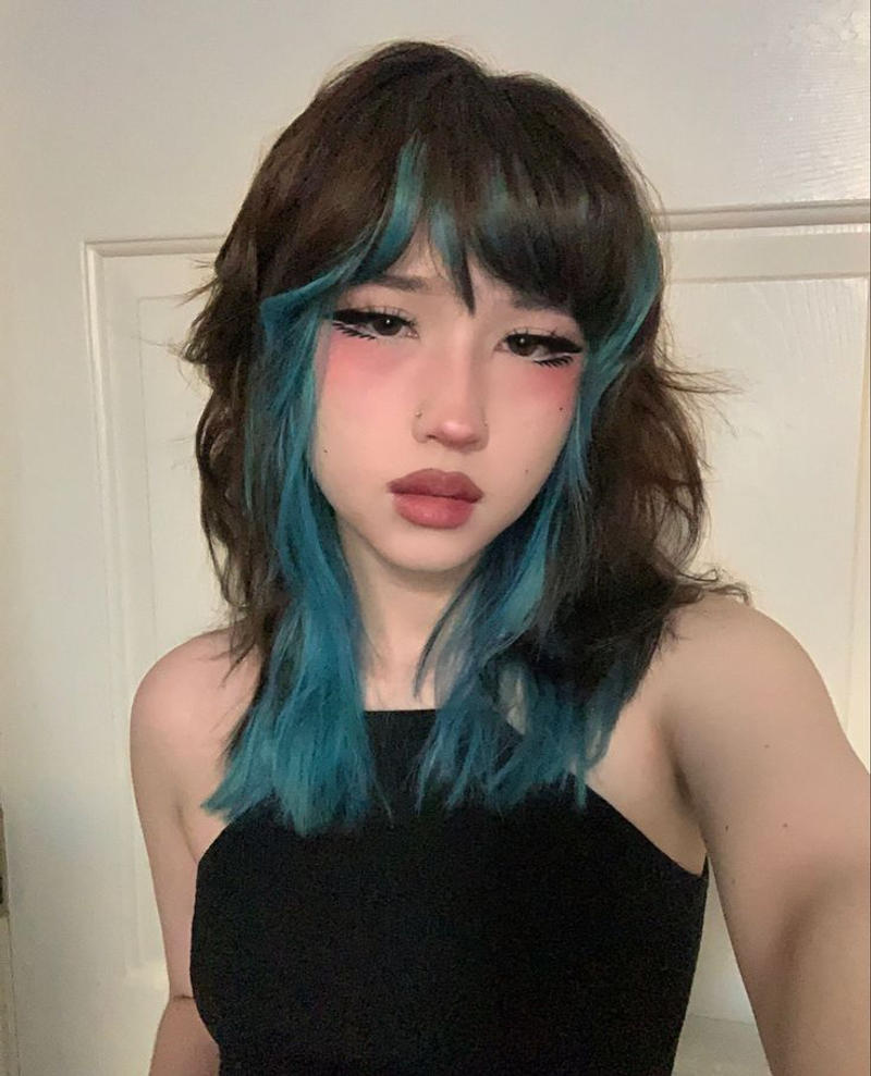 Wolf Cut Mullet Women