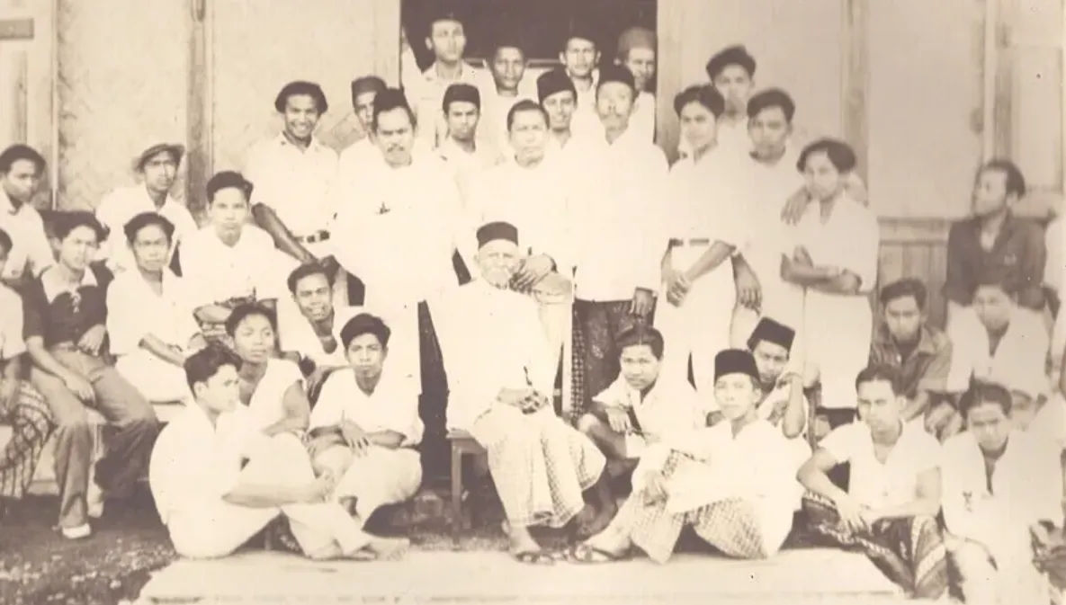 Suasana sekolah INS Kayutanam yang bersejarah