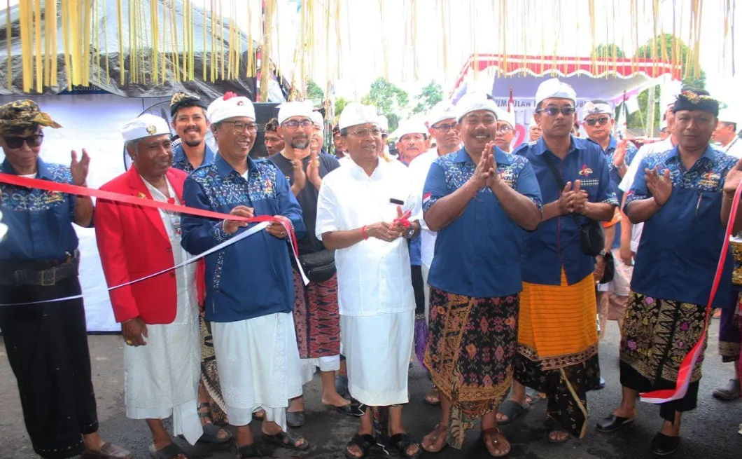 Pos Layanan Bengkel Gratis 24 Jam Diresmikan di Area Pura Besakih Bali