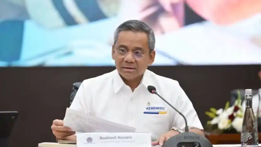 Suahasil Nazara saat memberikan kuliah umum sebagai Guru Besar FEB UI