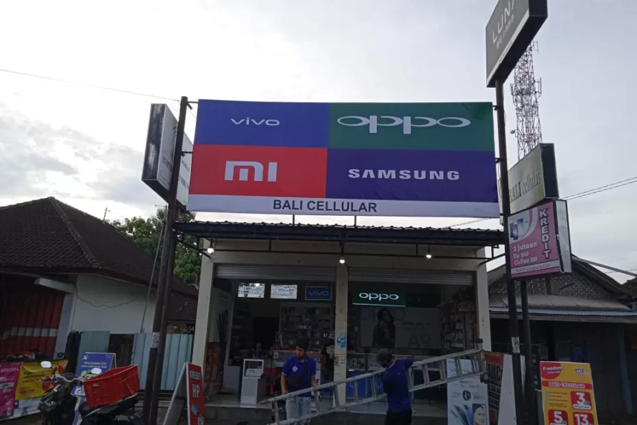 pajak neon box