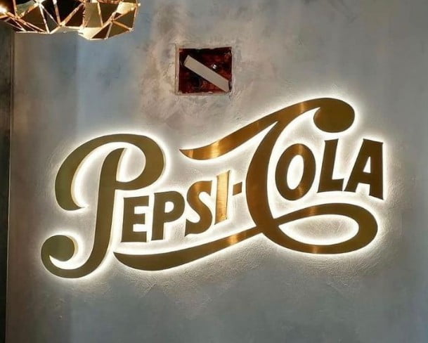 letter sign pepsi dengan backlight