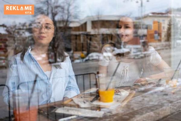 Memulai bisnis kuliner di era digital dengan menargetkan Gen Z adalah peluang yang menjanjikan. Dengan strategi yang tepat dan inovatif, Anda dapat meraih kesuksesan di industri kuliner yang dinamis ini. Kesimpulannya, bisnis kuliner untuk Gen Z sangatlah menjanjikan.