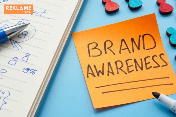 Di dunia bisnis yang kompetitif ini, membangun brand awareness untuk bisnis yang kuat bisa menjadi kunci untuk meraih kesuksesan. Brand awareness adalah tingkat pengenalan dan familiaritas konsumen terhadap suatu merek tertentu.
