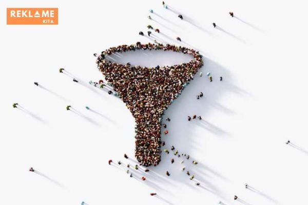 Funnel marketing adalah alat yang ampuh untuk meningkatkan konversi dan mencapai tujuan bisnis Anda. Dengan mengikuti panduan di atas, Anda dapat membangun funnel marketing yang efektif dan mulai melihat hasil yang nyata.