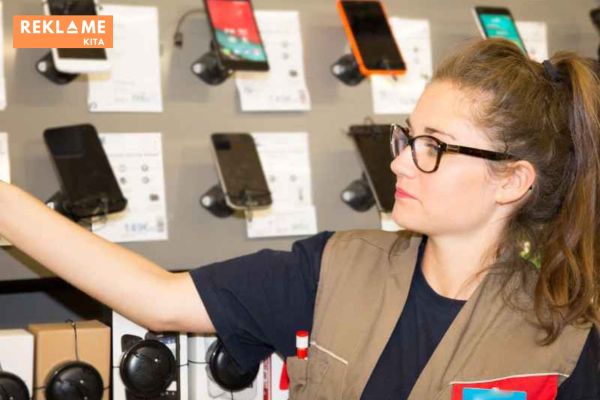 Bisnis aksesoris HP di Bali memiliki potensi yang sangat menjanjikan. Dengan perencanaan dan strategi yang tepat, Anda dapat meraih kesuksesan di pasar yang dinamis ini.