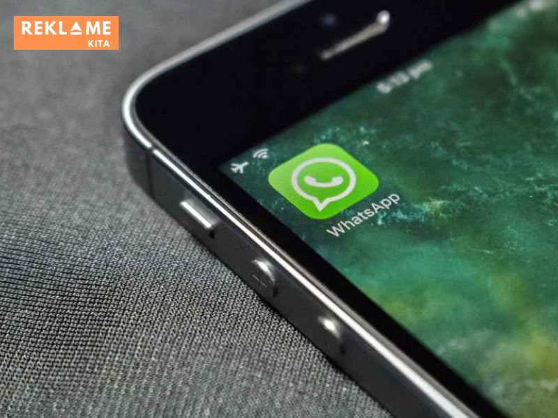 Strategi WhatsApp Marketing dapat menjadi alat yang sangat efektif bagi bisnis kecil di Bali untuk meningkatkan keterlibatan pelanggan, membangun hubungan yang lebih dekat dengan mereka, dan meningkatkan penjualan.