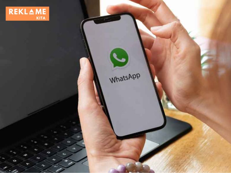 Dalam dunia penjualan online, teknik closing chat WhatsApp yang efektif dapat membuat perbedaan besar dalam konversi penjualan Anda.