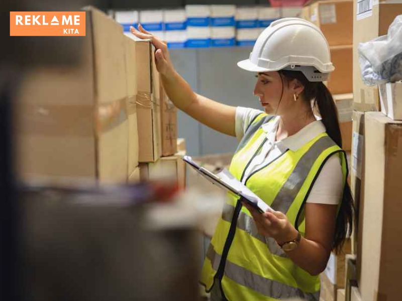 Komitmen manajemen untuk melakukan stok opname secara rutin dan mengikuti langkah-langkah yang tepat adalah kunci utama untuk menyukseskan program stok opname di perusahaan. Yang pasti sebuah perusahaan atau bisnis dengan jumlah stok banyak wajib untuk melakukan stok opname.