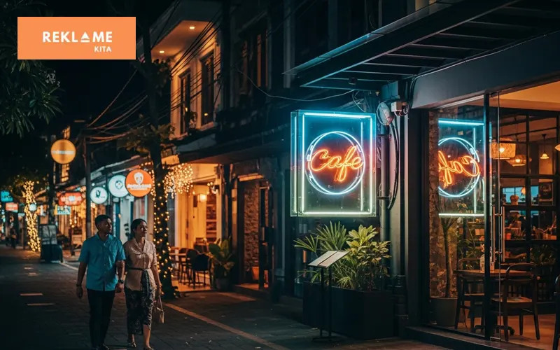 Neon box bukan hanya alat pemasaran yang menarik perhatian, tetapi juga berfungsi sebagai penunjuk lokasi usaha.
