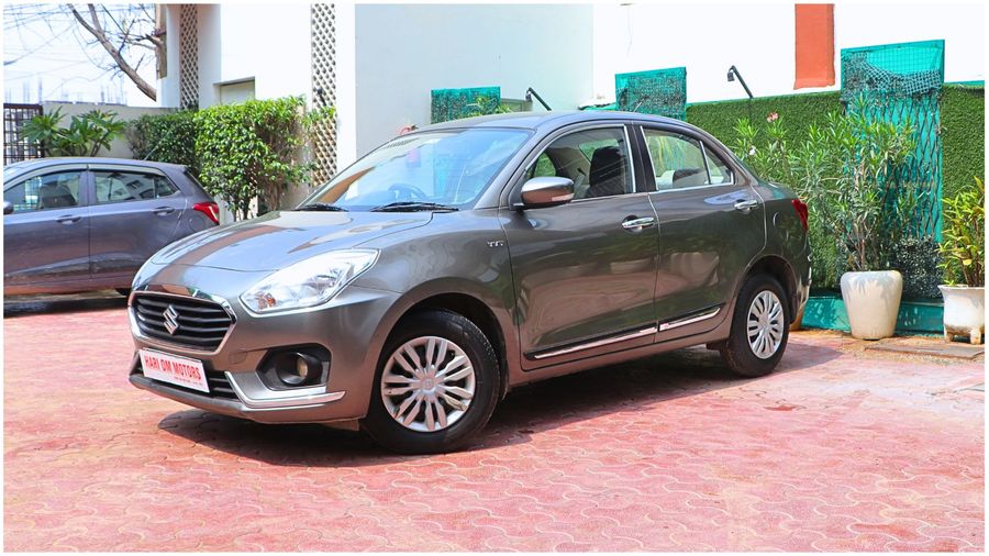 Innova Hycross Rental in  Delhi