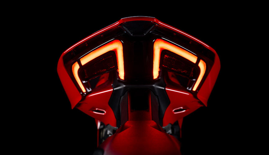 Ducati Panigale V4 Standard Fuel Tank / Badging
