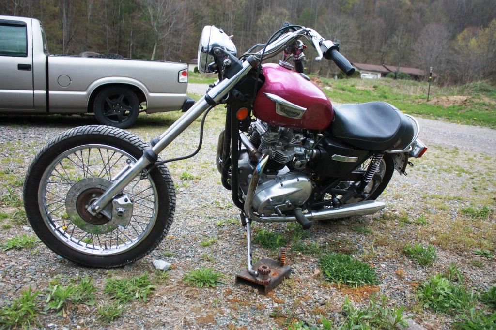 1976 Triumph T140 750cc Bonneville chopper cafe racer